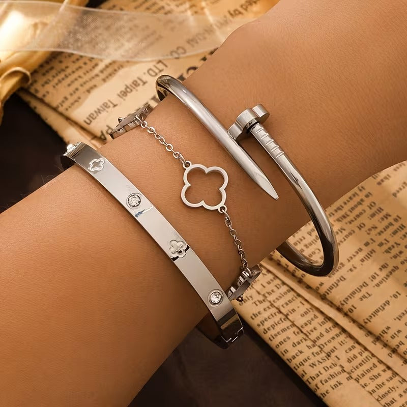 Luxurious 3-Piece Stackable Bracelet Set
